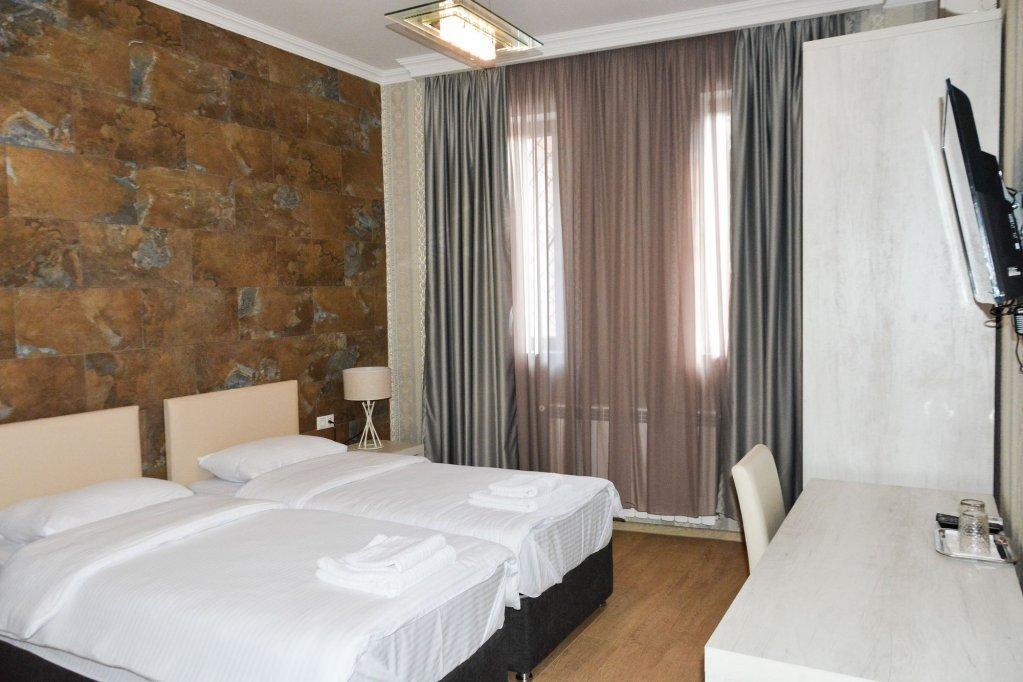 Eleon Boutique Hotel Tbiliszi Kültér fotó