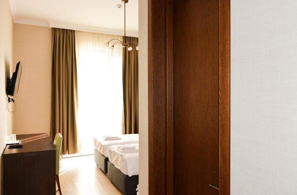 Eleon Boutique Hotel Tbiliszi Kültér fotó